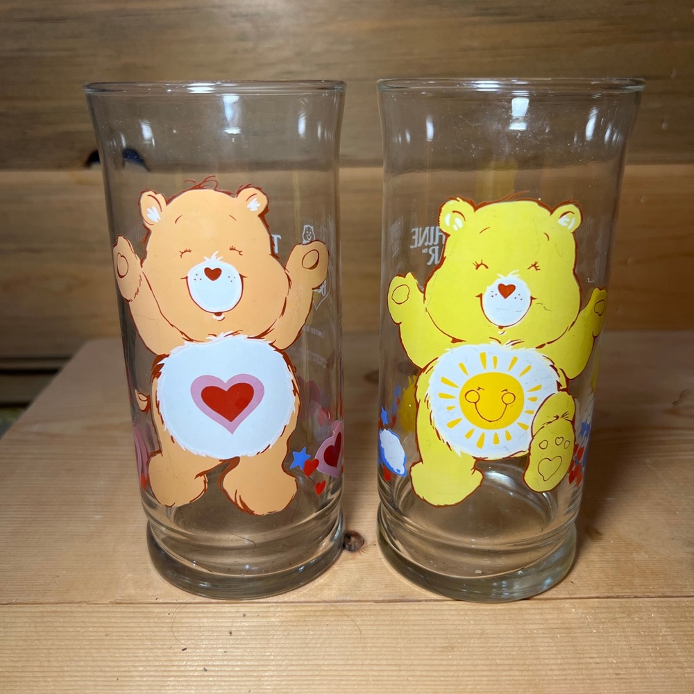 VTG 1983 Care Bears Pizza Hut Collector Glass‎ Funshine Tenderheart Set Of 2 80s